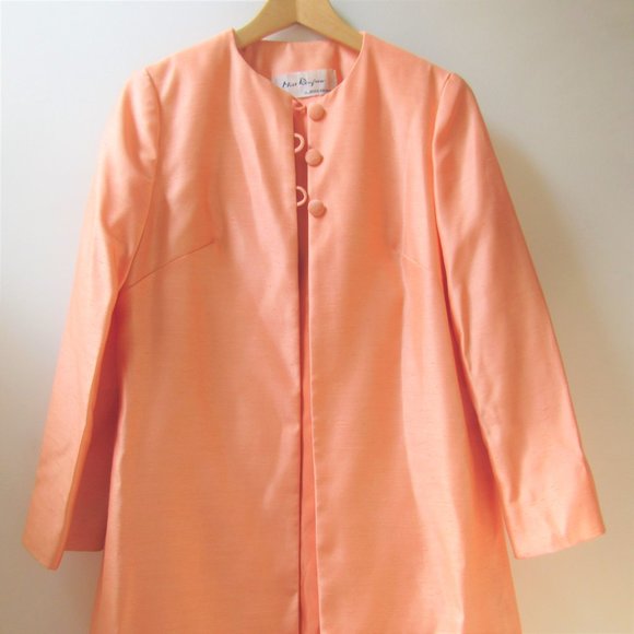 Vintage Holt Renfrew Apricot Coat - Picture 4 of 4